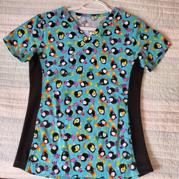 koi Other - Scrub shirt